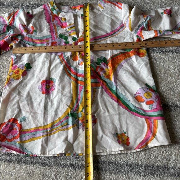 Vilagallo Colorful Floral Blouse - Picture 10 of 10